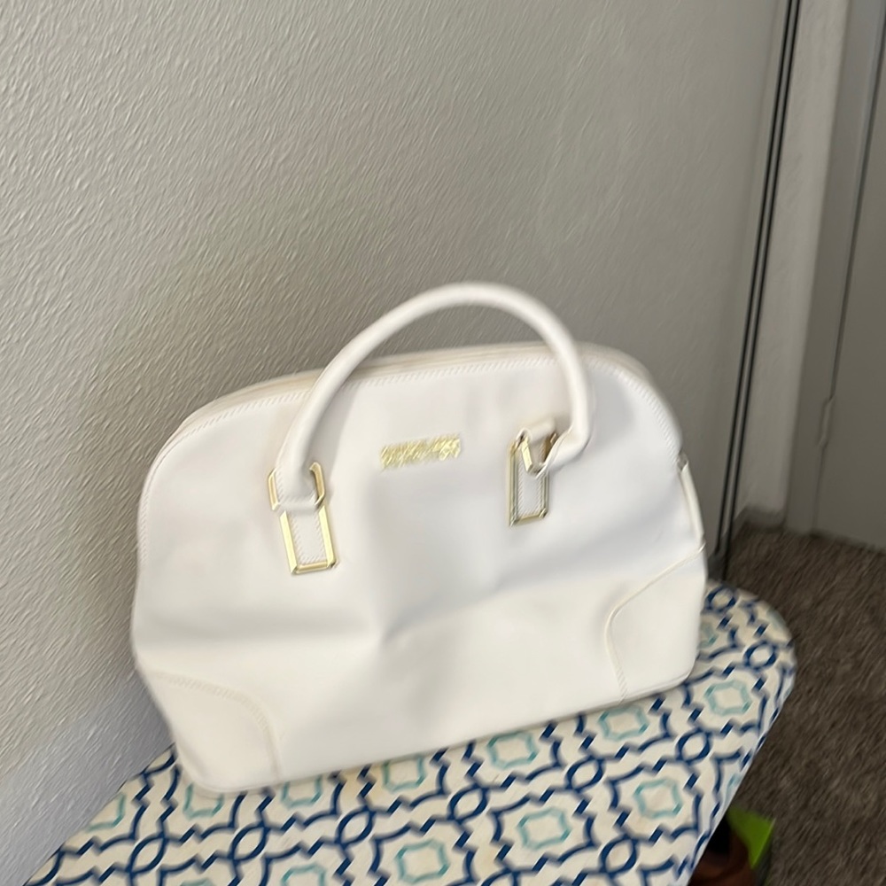 Kenneth Cole purse